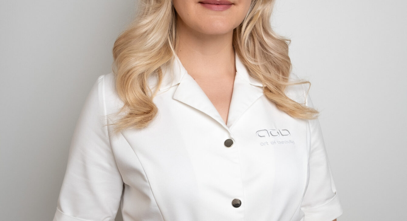 eglė eglė